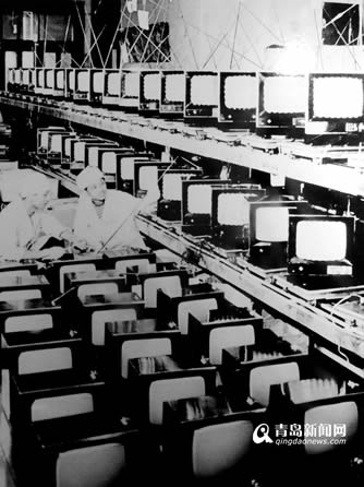 上世纪70年代青岛电视机厂9寸黑白电视生产线