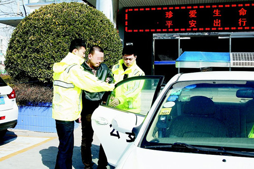 醉酒驾车加肇事逃逸 司机虽然事后自首也将被