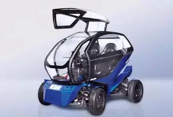 EO2电动车:德国科技吊炸天,这不就是车体蜈蚣