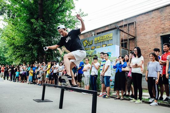 玩儿进奥运!第5频道运动系列论坛带你玩转滑板