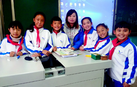 郑州路小学教师发掘学生闪光点 学生视她为亲