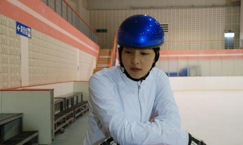 韩国人喜爱冬季户外运动 滑冰堪称国民运动-