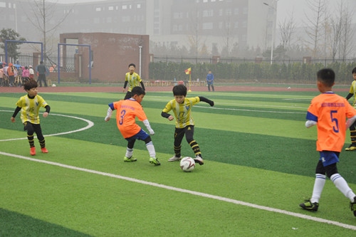 临朐举办第一届中韩青少年校园足球邀请赛-青