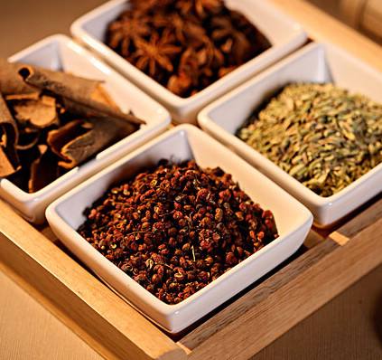 逛菜场，夏季养生食材挑哪些?